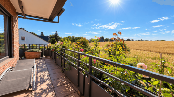 Hauptbild Wohnen mit Weitblick - 2Zimmer-Wohnung mit zwei Balkonen und großzügiger Terrasse in ME - Metzkausen
