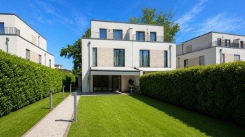 Hauptbild D-Wittlaer | Nur 5 Minuten zur ISD - modernes Familienhaus mit Garten