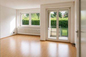 Hauptbild Kapitalanleger! 2 Zimmer mit schönem Garten.