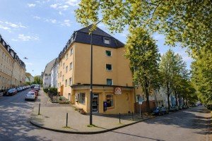 Hauptbild Kapitalanlage: Wohn- & Geschäftshaus (Eckhaus) mit 15 Wohnungen - 1 Gewerbefläche sowie 1 Garage